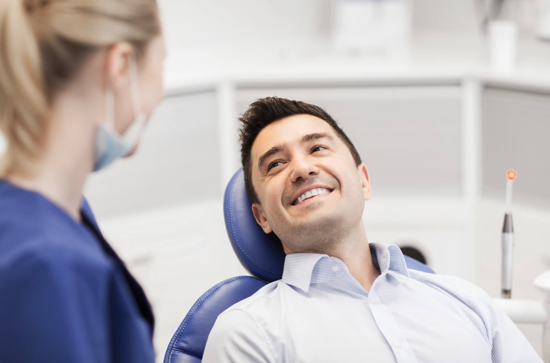 Out-of-Hours Dentist vs. Regular Dentist: Which is Best for Urgent Care?