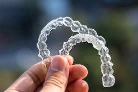 clean invisalign (1)