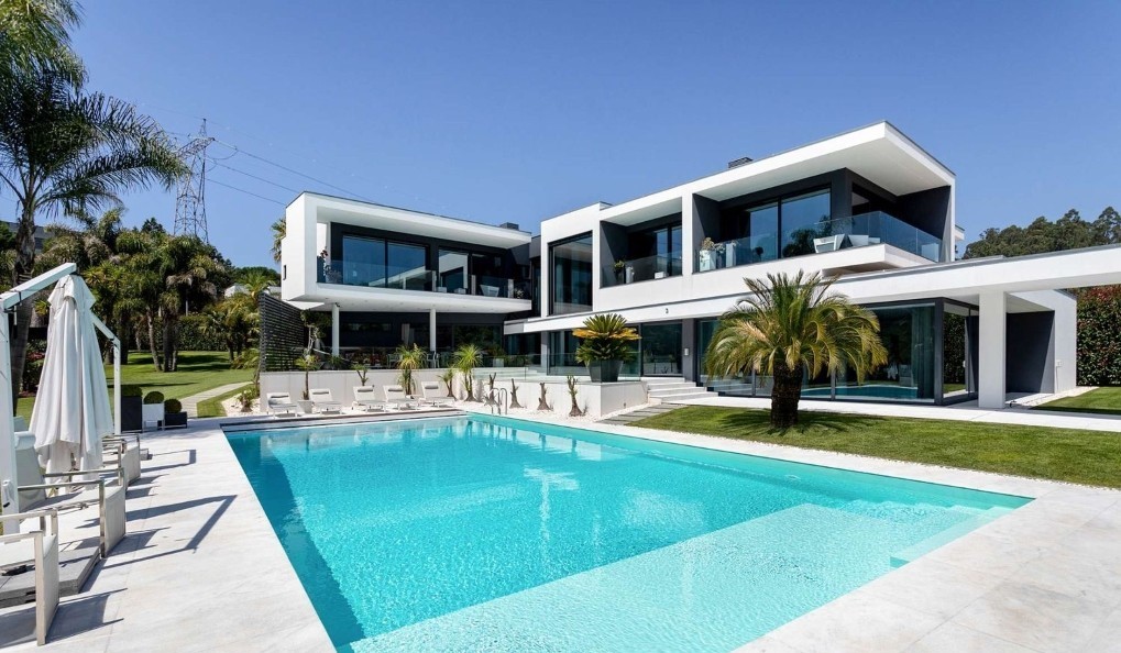 luxury homes in portugal