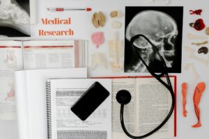 ApplyinApplying to Medical School – Is It the Right Choice for You?g to Medical School – Is It the Right Choice for You (1)