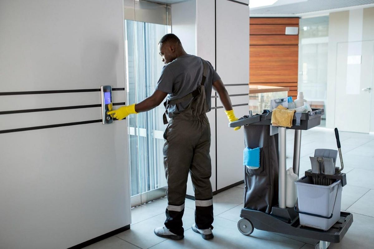 Efficient and Reliable Commercial Janitorial Cleaning Services for Your Business