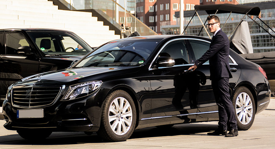 chauffeur-car-melbourne-airport