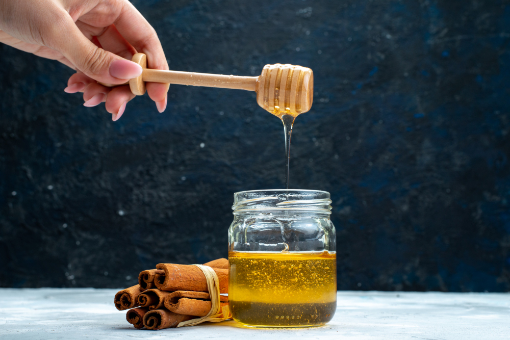 Raw Honey: Nature’s Sweet Remedy for Health and Immunity