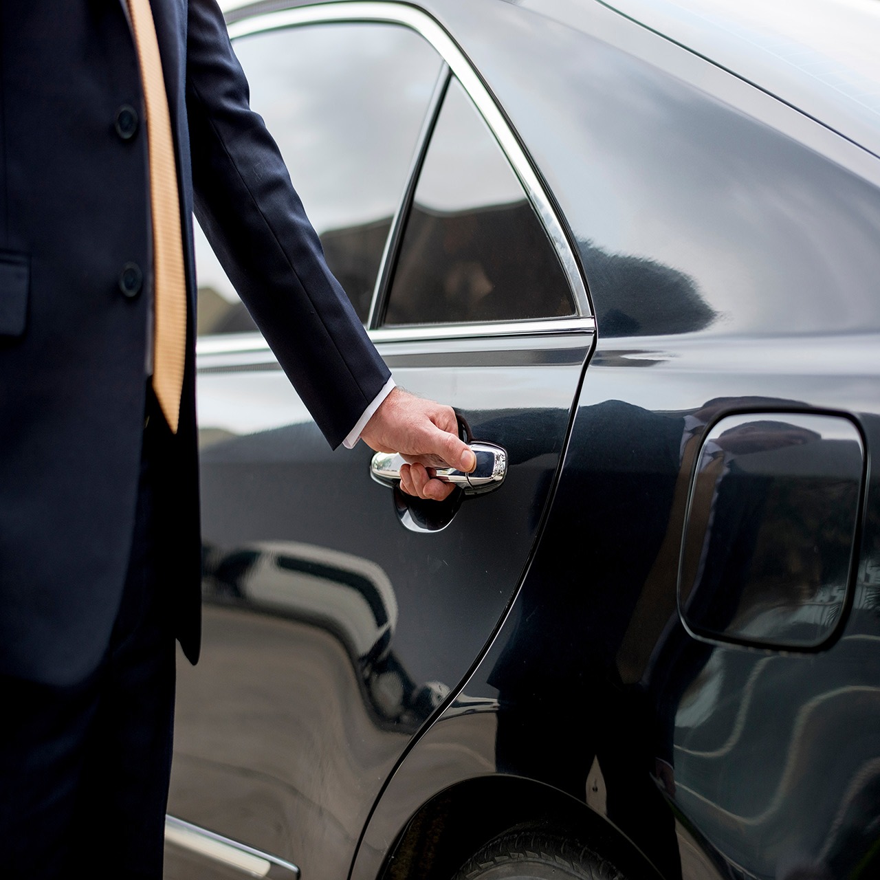 Fort Myers’ Premier Luxury Limo Service for Discerning Travelers