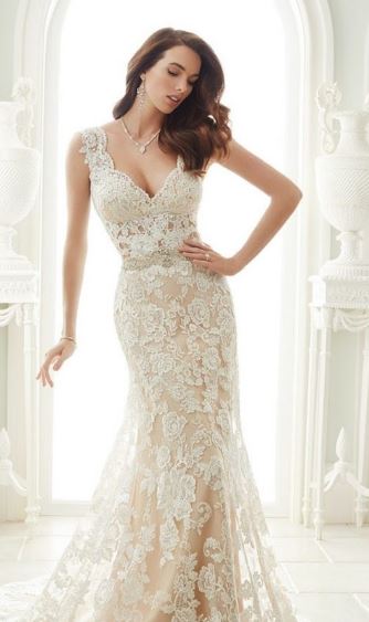 Lace wedding dress