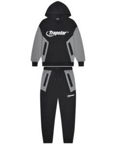 hyperdrive-panel-tracksuit-black-3.png