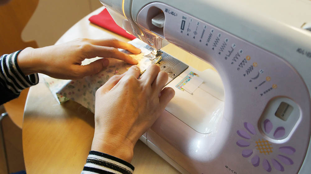 sewing-machine-sewing-for-beginners-pb-featured