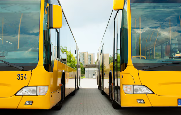 busses-parking-row-bus-station-terminal_79405-10983.jpg (AVIF Image 626 × 417 pixels)