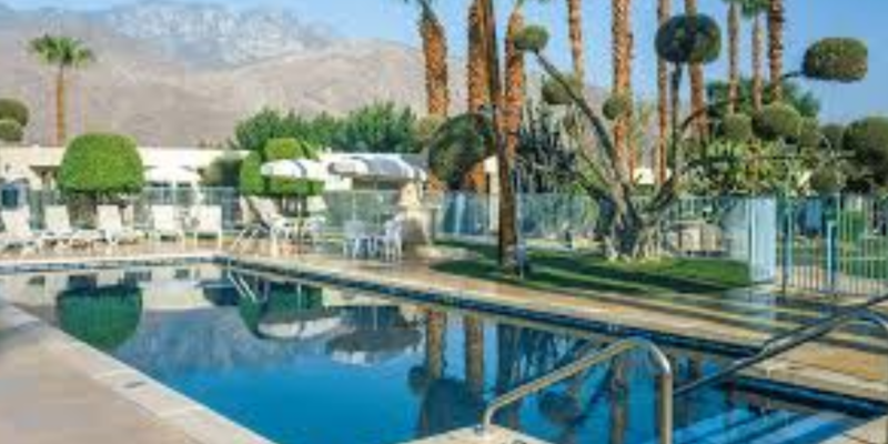 Desert-Isle-of-Palm-Springs